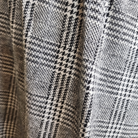 ZARA Houndstooth Pattern Mini Dress Gray Plaid Size Medium Academia Preppy - Picture 6 of 7
